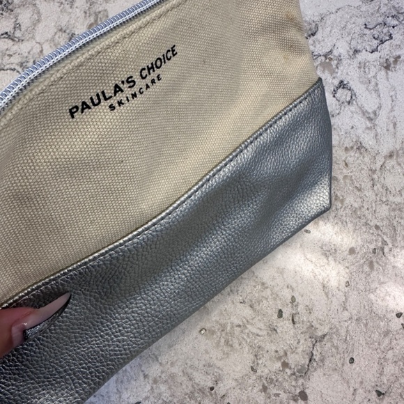 Paula's Choice Skincare Make-up bag - Picture 5 of 8